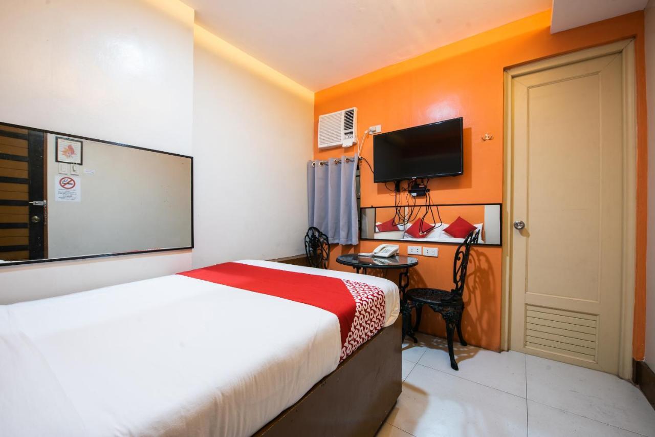 Oyo 475 Pearl Blossom Hotel Manila Exterior photo